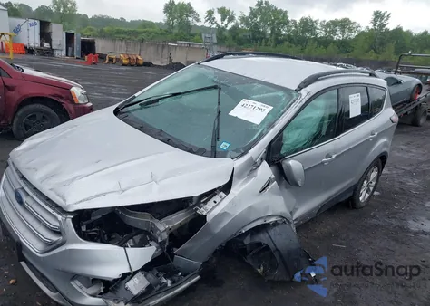 2017 Ford Escape Se из США, поврежденный, VIN 1FMCU9GD0HUA86621